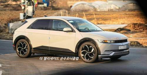 Hyundai-ioniq-5-front-quarters-spy-shot