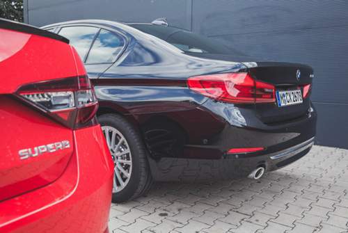 Test: BMW 520d (G30) und Skoda Superb (3V) im Vergleich