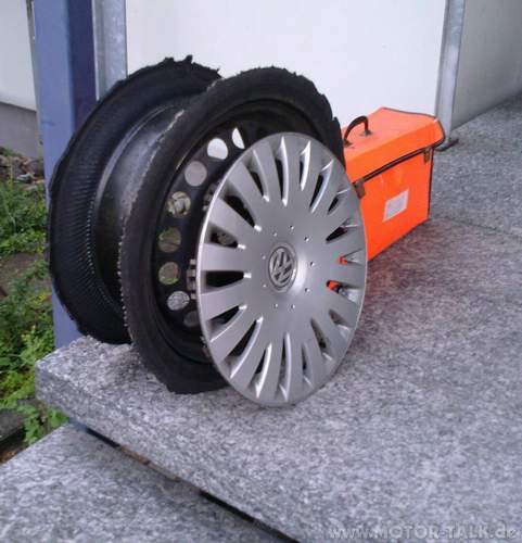 2310