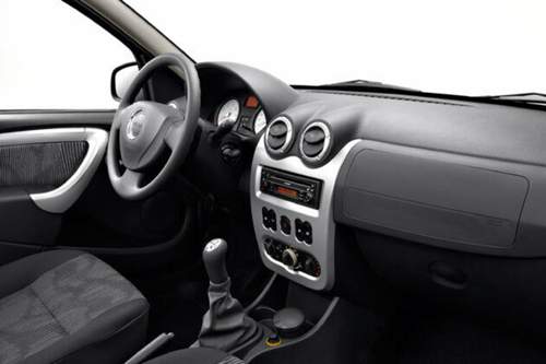 Dacia-mcv-innen