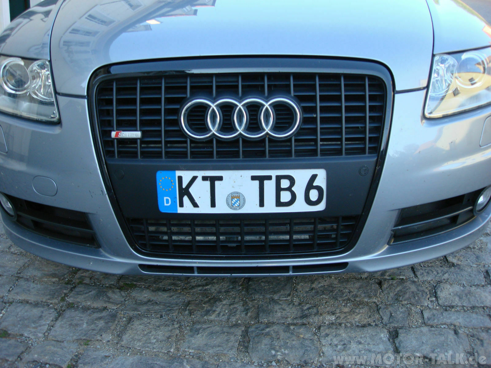 Italienische Kennzeichenblende Teilenr.?