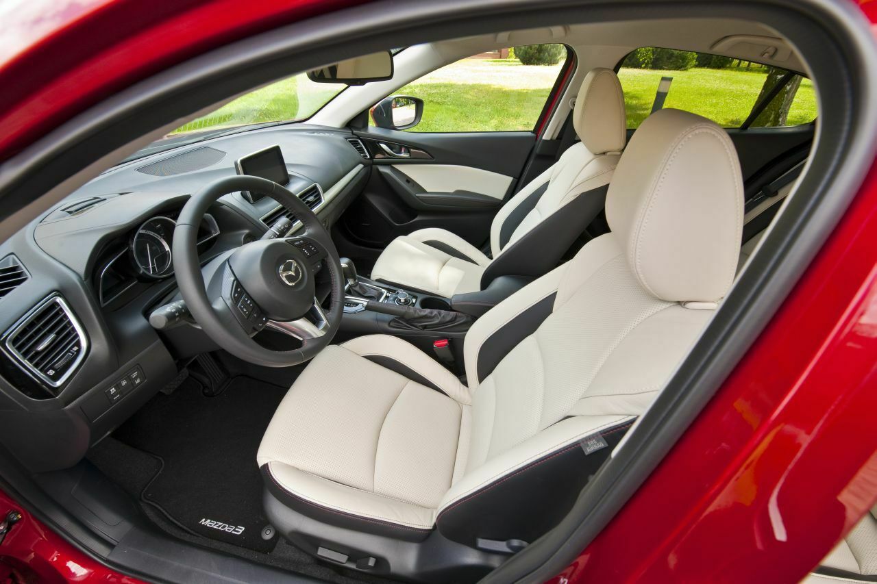 Mazda3 mit heller Lederausstattung