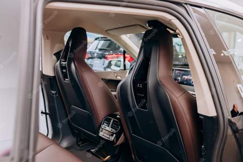 Vinnitsa-ukraine-14-januar-2022-bmw-ix-neues-modell-allelectric-suv-autopraesentation-im-showroom-innenraum-194143