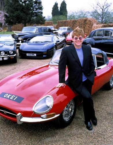 Elton John verkaufte im Jahr 2001 mehrere Oldtimer. Einer seiner Bentley gehört zur Sammlung Hull