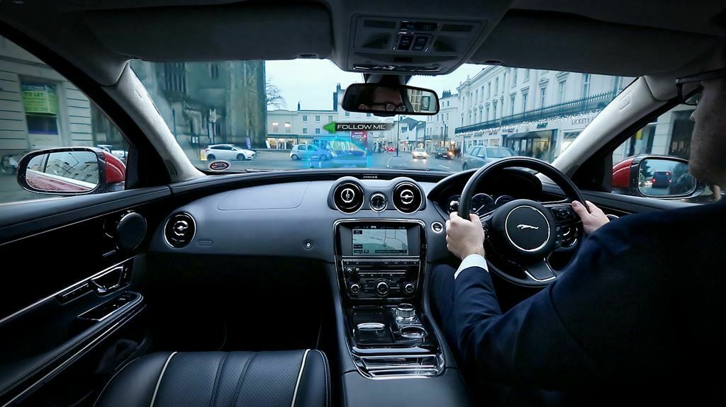 Jaguar lässt den toten Winkel verschwinden