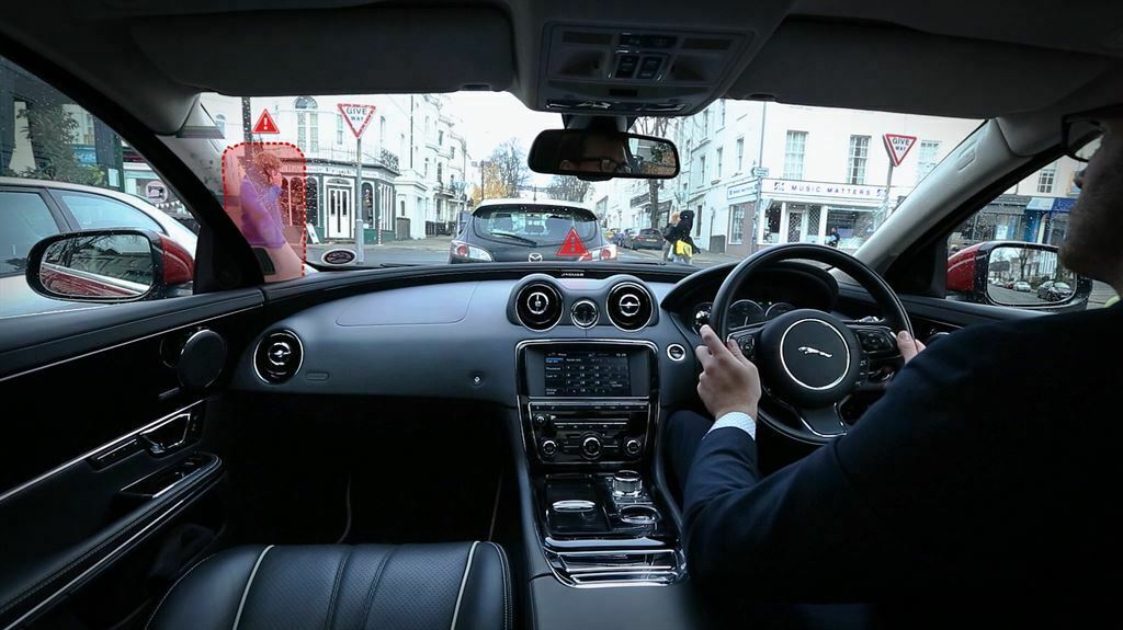 Jaguar lässt den toten Winkel verschwinden