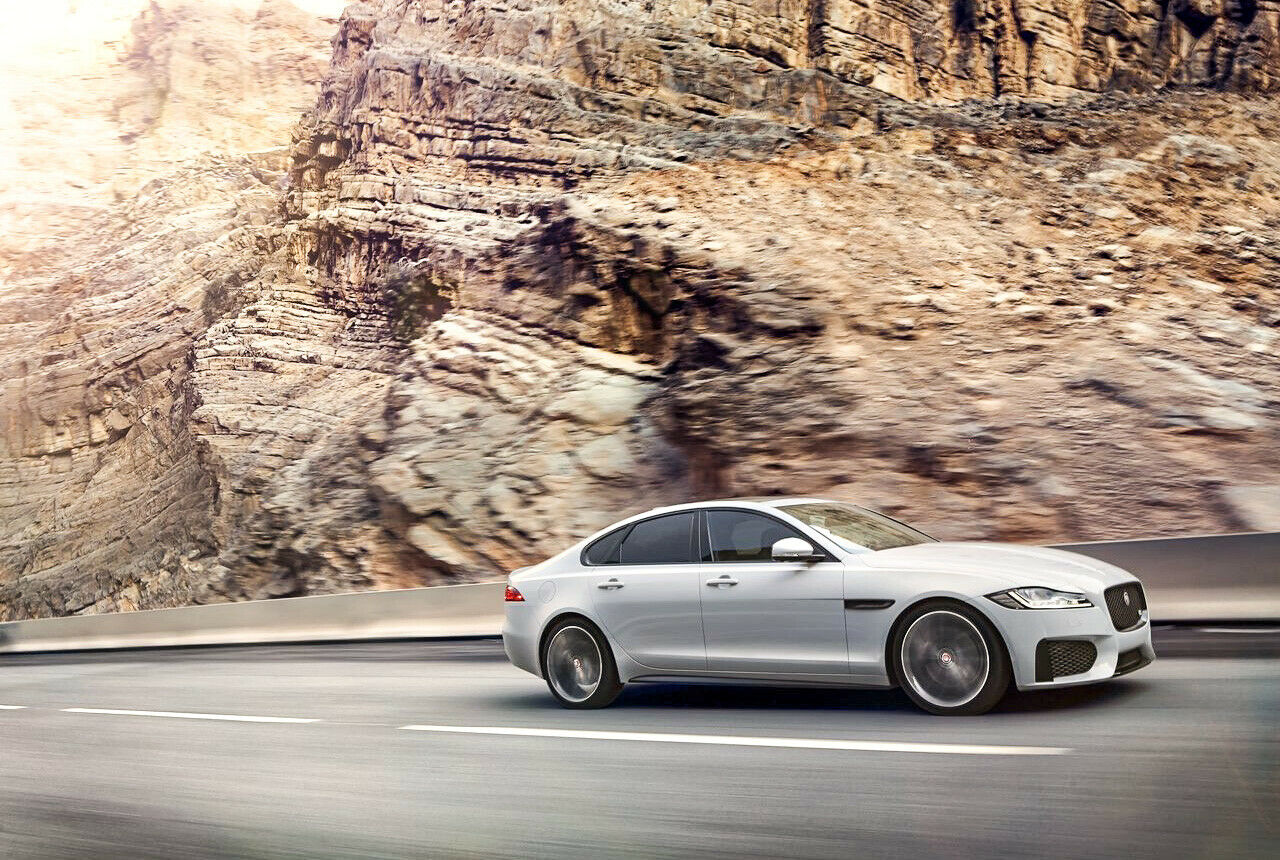 In der Länge ist der Jaguar XF ein bisschen geschrumpft