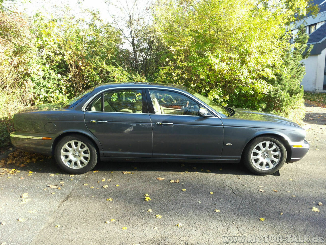 Jaguar XJ Mark III (X350, X358) X350/358 2.7 D V6 Test