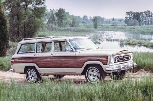 Jeep Grand Wagoneer: Oberhalb des Grand Cherokee ist noch Platz im Jeep-Programm. Seit bekannt ist, dass er gefüllt wird, träumen die Amerikaner von der "Woody"-Renaissance