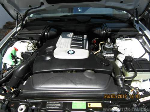 Motorraum1