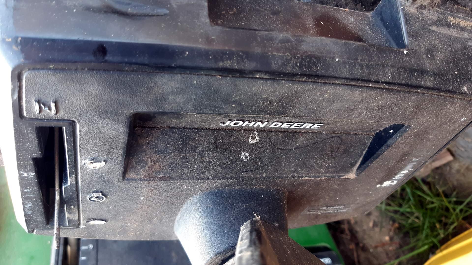 John Deere Rasentraktor mit Kohler CV125-1264 Motor. Bitte um Hilfe bei Ident. und Doku