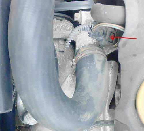 Kuehlmittelsensorstecker-astra-h-l35