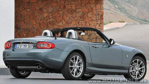 04-mazda-mx-5-kaminari-de-jpg300