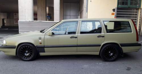 Volvo-schwarz-matt