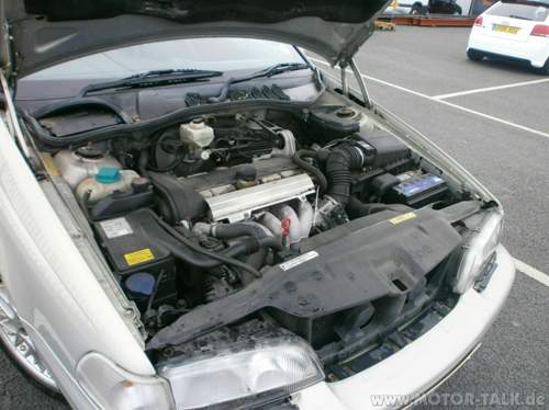 Volvo-c70-cabrio-24t-rhd