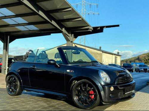 Hier der Jcw mit dem Lackierten Kunstoffteilen.jpg