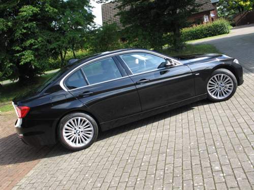 320D F30