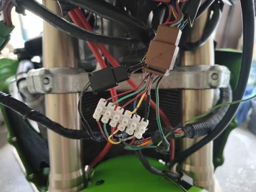 8 poliger Stecker Kawasaki zx-7r