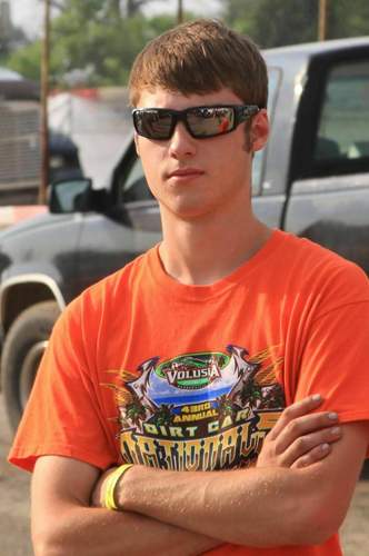 Kevin Ward Jr., 20 Jahre, starb am Samstag Abend (Ortszeit) bei einem tragischen Unfall in der US-amerikanischen NASCAR-Rennserie