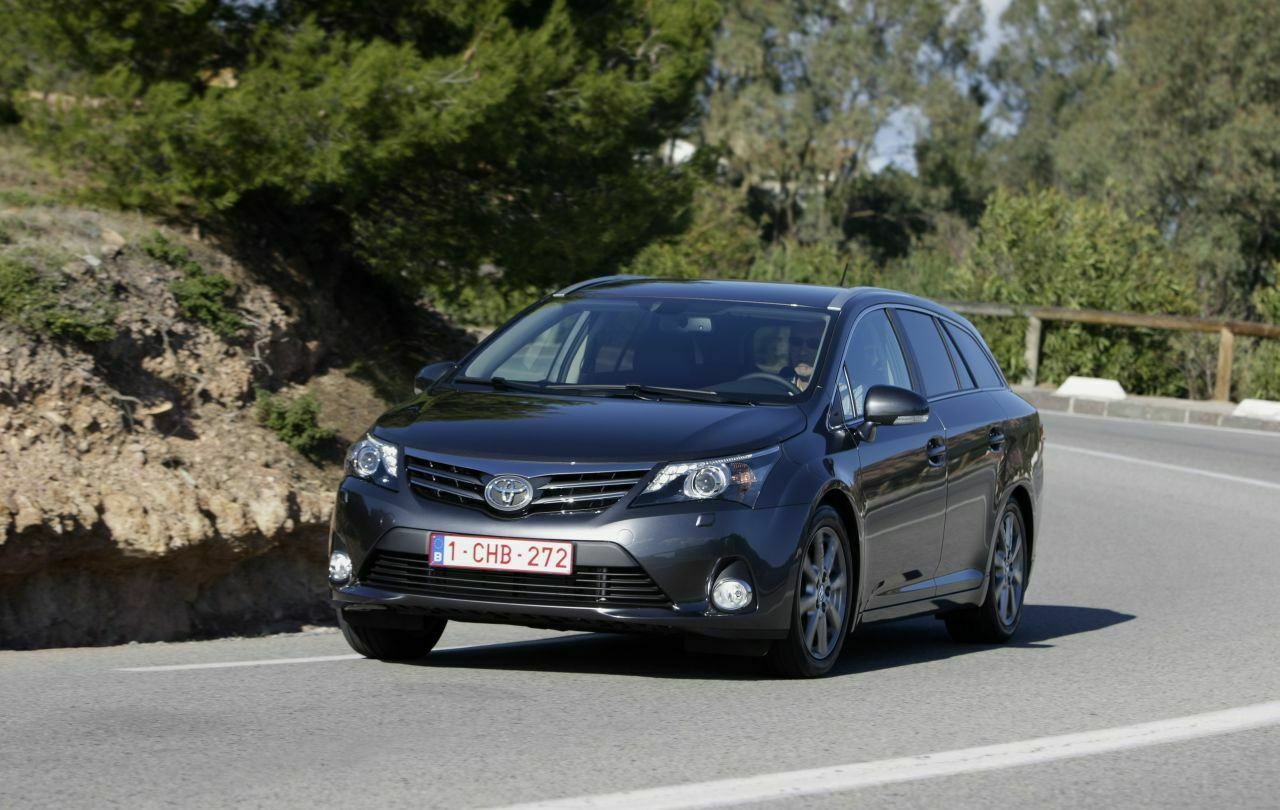 Toyota Avensis: Für einen Nachfolger wird die Luft dünn. 2014 plant Toyota mit unter 30.000 Einheiten