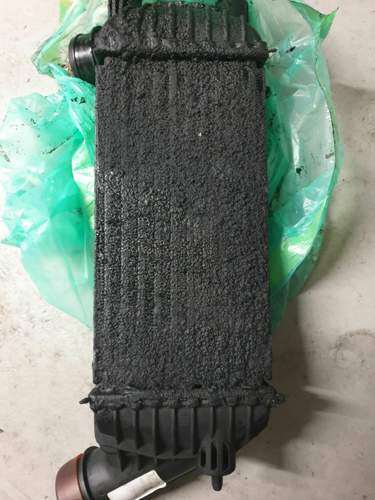 Alter Ladeluftkühler Citroën C8 2,0 HDI