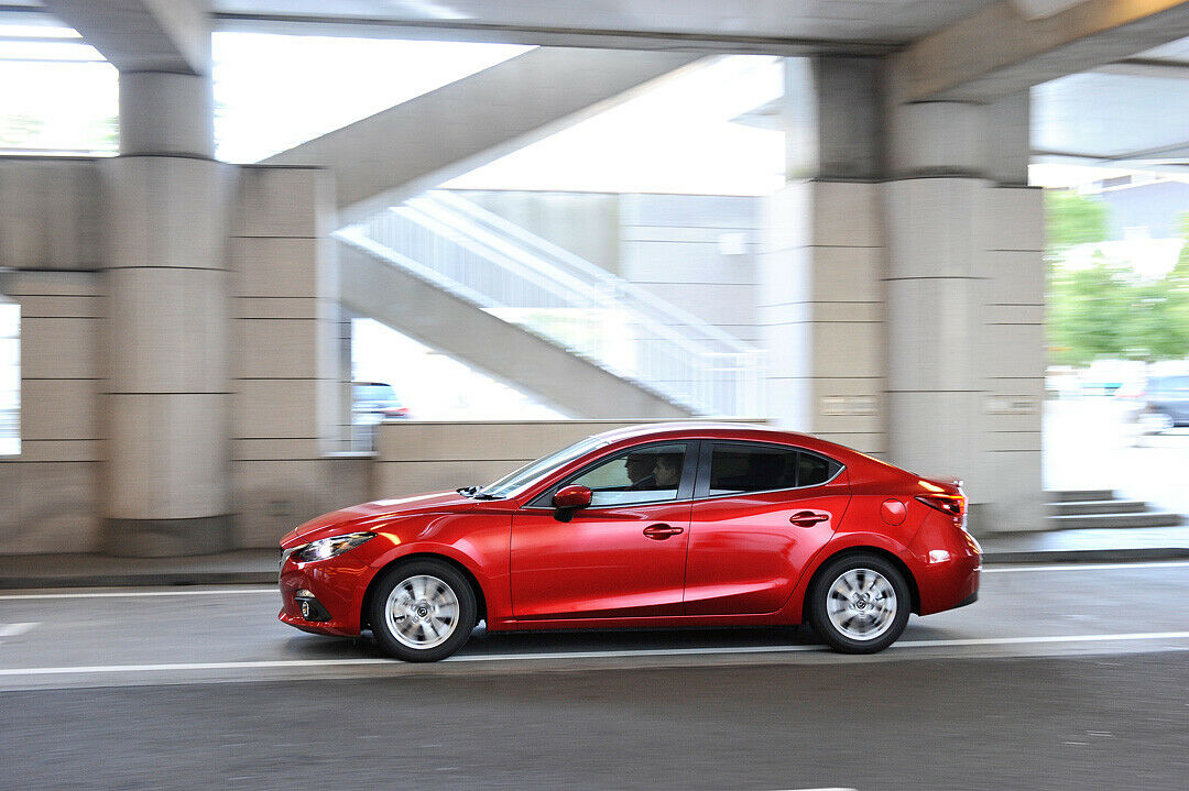 Mazda3/Axela Hybrid