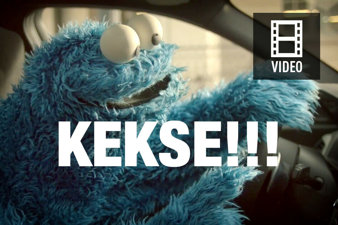 Blauer Plüsch im BMW 1er: Das Krümelmonster will Kekse