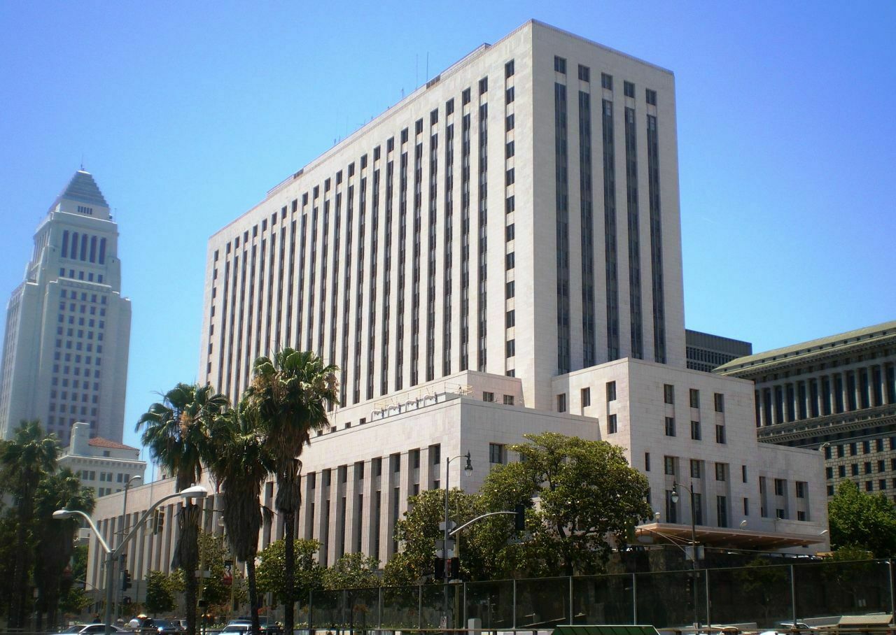 Am Bundesgericht von Los Angeles (Kalifornien) ging eine Klage gegen 10 Autohersteller ein: Schlüssellose Startsysteme seien nicht sicher