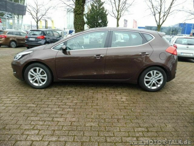 Kia Cee'd 2 (JD) 1.4 Test