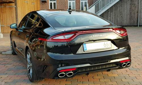 Kia-stinger-hinten1