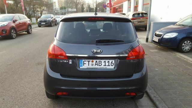 Kia Venga 1 (YN) 1.6 Test