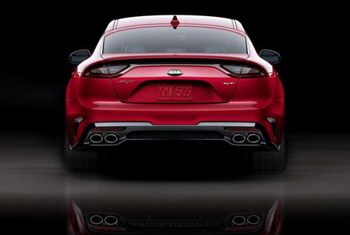 Entweder wird der Kia Stinger über die Hinterachse angetrieben oder über alle vier Räder. Doch auch beim Allradler wird bevorzugt die Hinterachse bedient