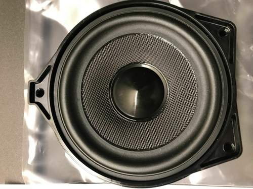 High-End-Center Vorne