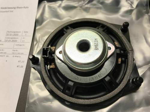 High-End-Center Hinten 1