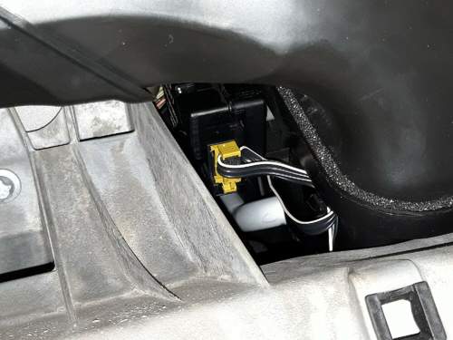 Stellmotor hinter KI