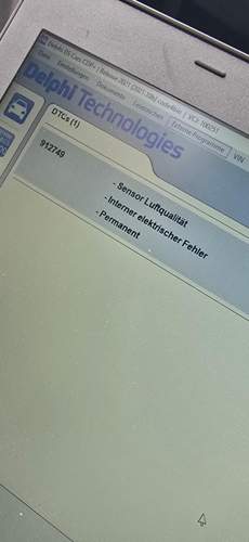 1000093477