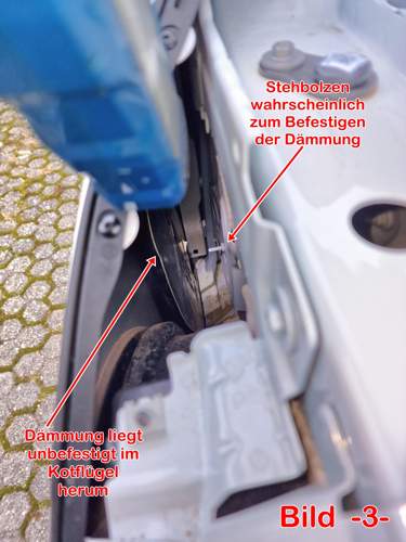 Lose Dämmung im Kotflügel