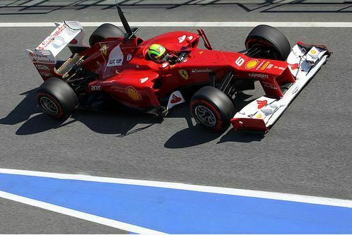 kobayashi-faehrt-absolute-bestzeit-formel-1-test-barcelona-24-2-2012-felipe-massa-ferrari-f498x333-f4f4f2-c-9b75938e-572938