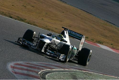 kobayashi-faehrt-absolute-bestzeit-formel-1-test-barcelona-24-2-2012-nico-rosberg-mercedes-gp-f498x333-f4f4f2-c-e9336955-572830
