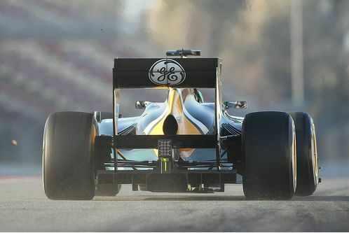 kobayashi-faehrt-absolute-bestzeit-formel-1-test-barcelona-24-2-2012-heikki-kovalainen-caterham-f498x333-f4f4f2-c-ad75b37f-572877