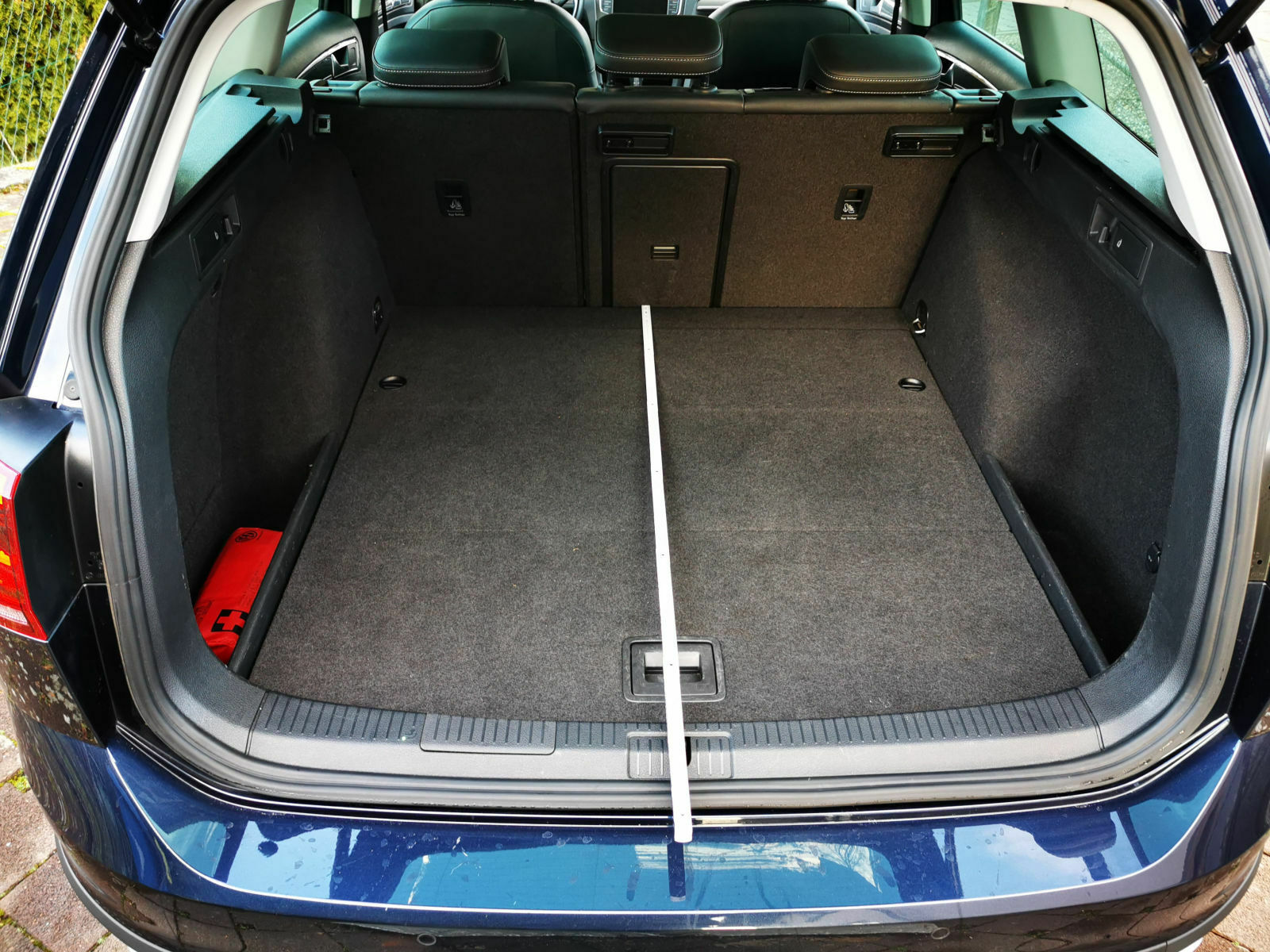 Kofferraumwanne / Kofferraumschutz / Hundebox Golf 7 Variant Alltrack