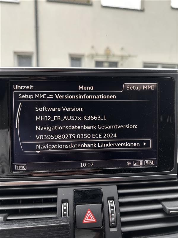 Kombiinstrument startet sich neu