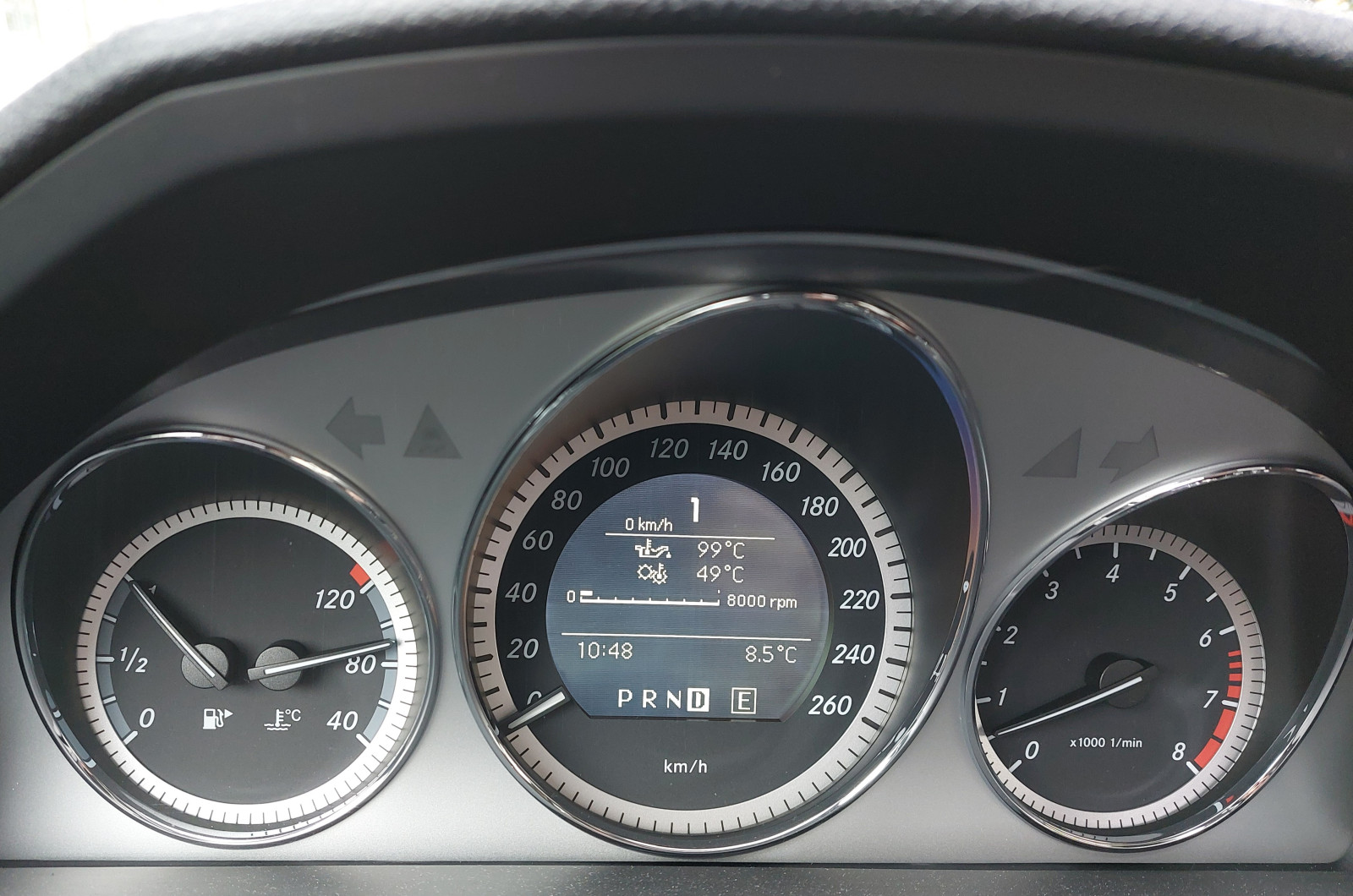 Kombiinstrument zeigt zwei verschiedene Kühlmitteltemperaturen, bitte um hilfe