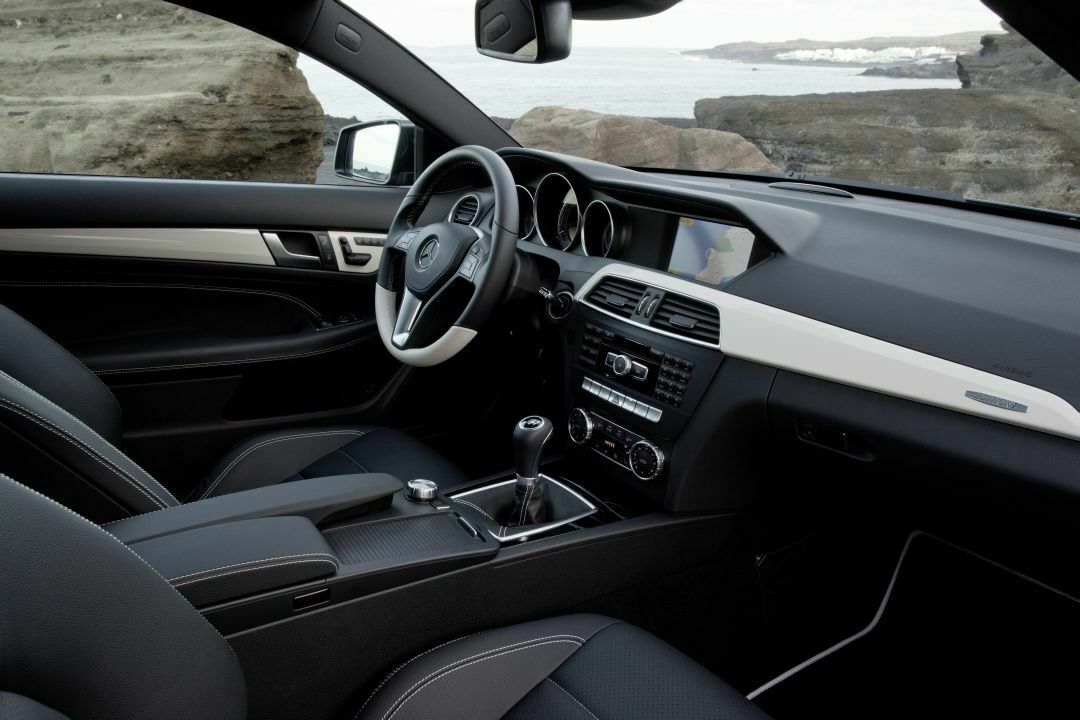 Mercedes-Benz C-Klasse Coupé innen