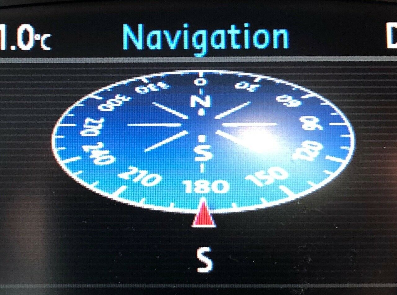 Kompassanzeige im Display und Navi RNS 810 Nord Süd - Süd Nord