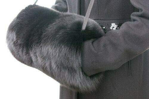 Ger-pl-ein-fuchs-pelzmuff-in-schwarzer-farbe-120-2