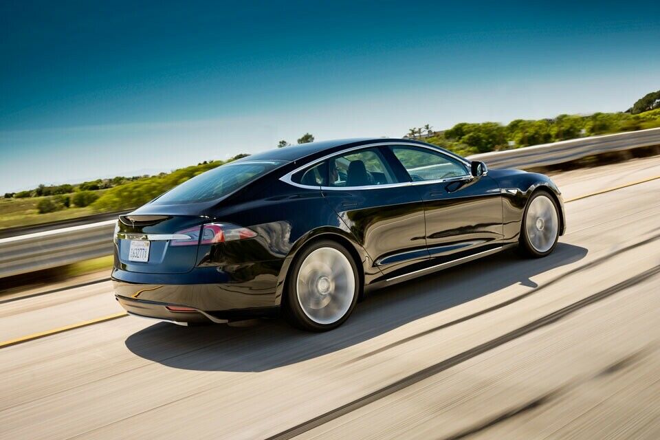 Nur das Model S darf schnell laden