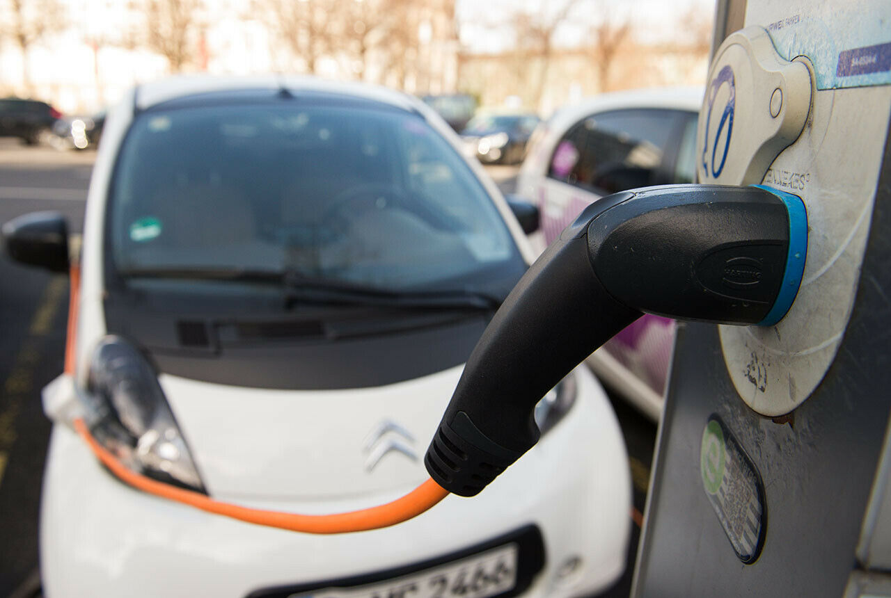 Derzeit gibt es keine Förderung für E-Mobile - bis März soll Bewegung in die Sache kommen