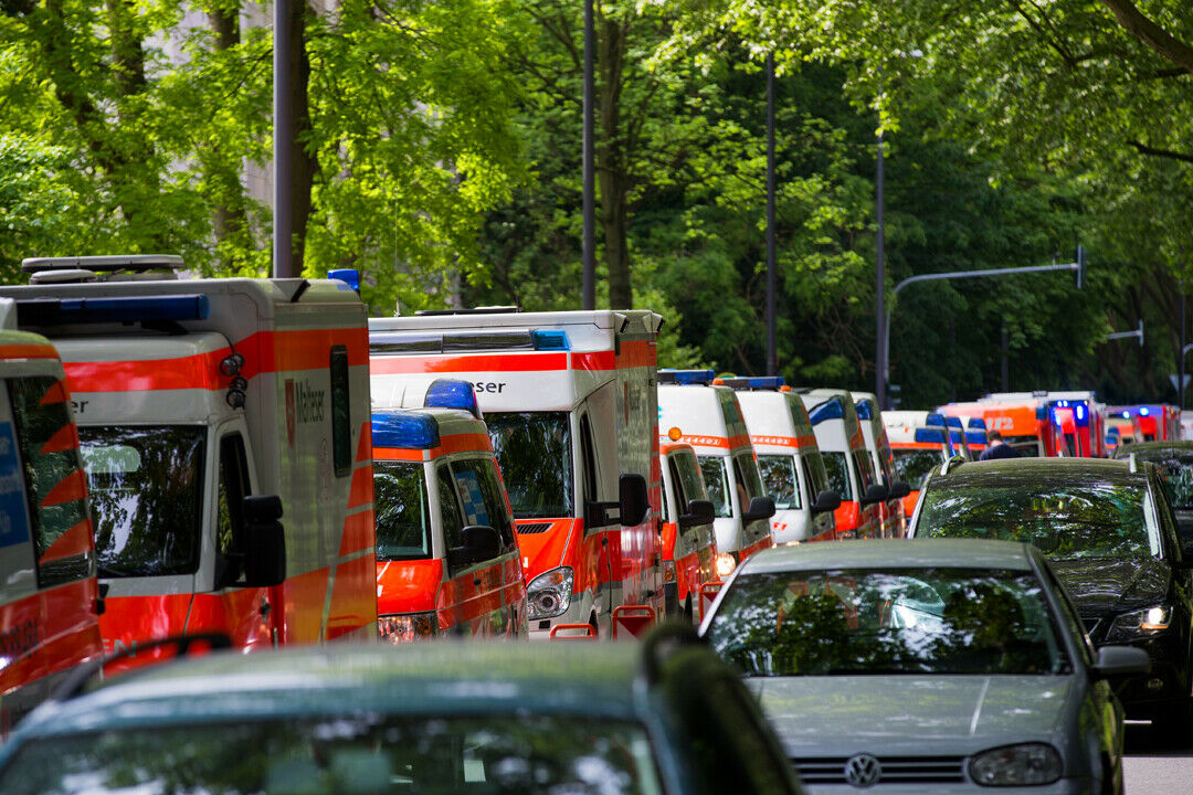 Mit Schwerstverletzten an Bord zählt bei Krankenwagen jede Sekunde