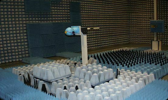 Versuche zur Entwicklung eines Prototyps der EMP-/Mikrowellen-Kanone im Labor